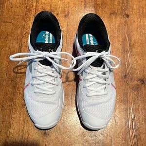 diadora trofeo pickle ball shoes